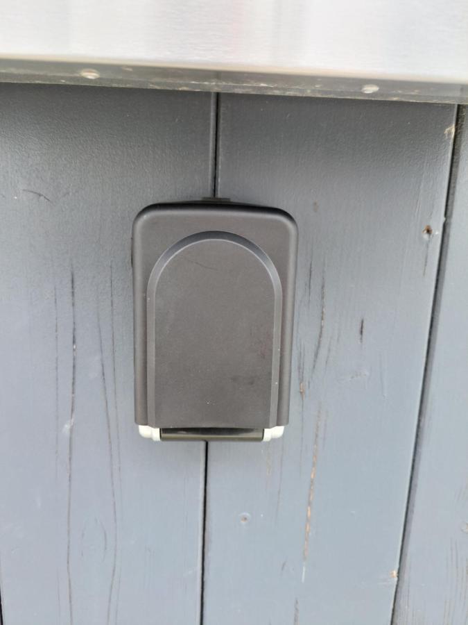 Ganze Ferienwohnung 5 Km Von Erfurt, Mit Kaffeevollautomat, Tv, Wlan, Boxspringbett, Schlafsofa Und Einkaufsmoeglichkeiten, Sehr Gute Anbindung Zur A71 Und A4, Kostenloser Oeff Parkplatz Fuer Pkw Und Transporter Elxleben Экстерьер фото